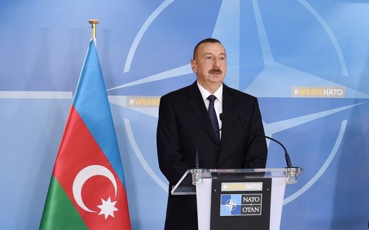 “Zəngəzur və Laçın dəhlizlərinin istifadə qaydası eyni olmalıdır, gömrük postları olmamalıdır"