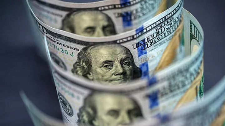 Banklara dollar satıldı - MƏBLƏĞ