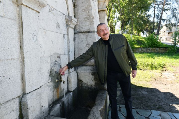 “Xan qızı Natəvan” bulağından bu gün su gəldi