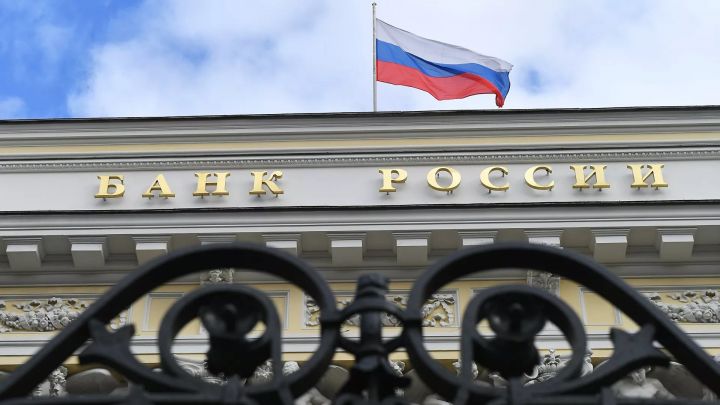 Putin Azərbaycan banklarının Rusiya Mərkəzi Bankının sisteminə qoşulmalarını təklif etdi