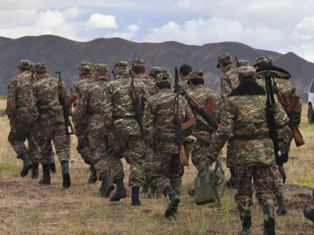Ermənilər tərksilah edilərək saxlanılıb, silah və külli miqdarda sursat qənimət kimi ələ keçirilib - AÇIQLAMA