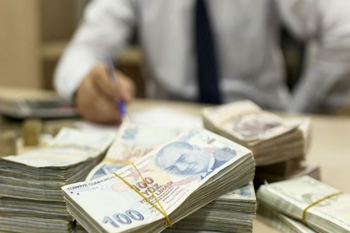 Lirənin manata qarşı məzənnəsində yeni tarixi minimum