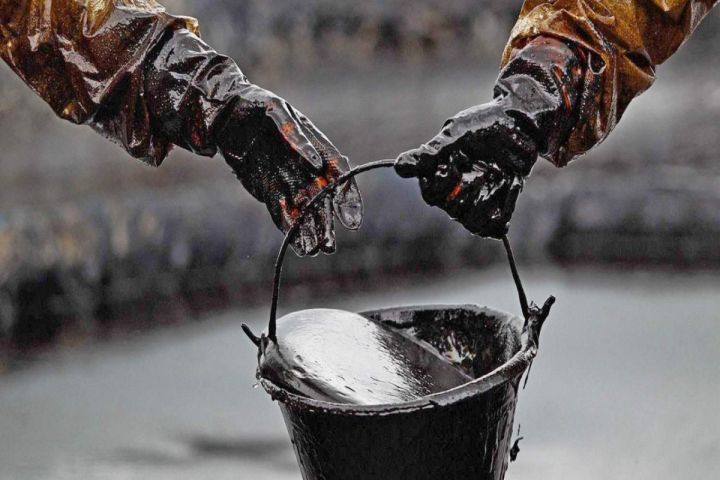 IEA: Neft 2050-ci il üçün 24 dollaradək ucuzlaşa bilər