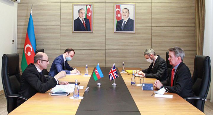 Britaniya şirkətləri Azərbaycanda bərpa olunan enerji sahəsində iştirakda maraqlıdır