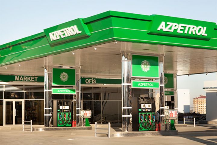 Avtobus parkında “Azpetrol” istifadəyə verilib