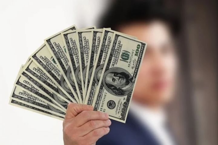 Ukraynada dollar bahalaşır