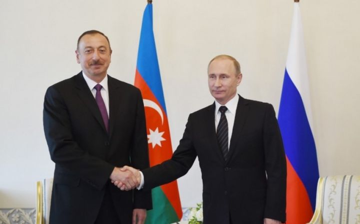 Əliyevlə Putin arasında telefon danışığı olub