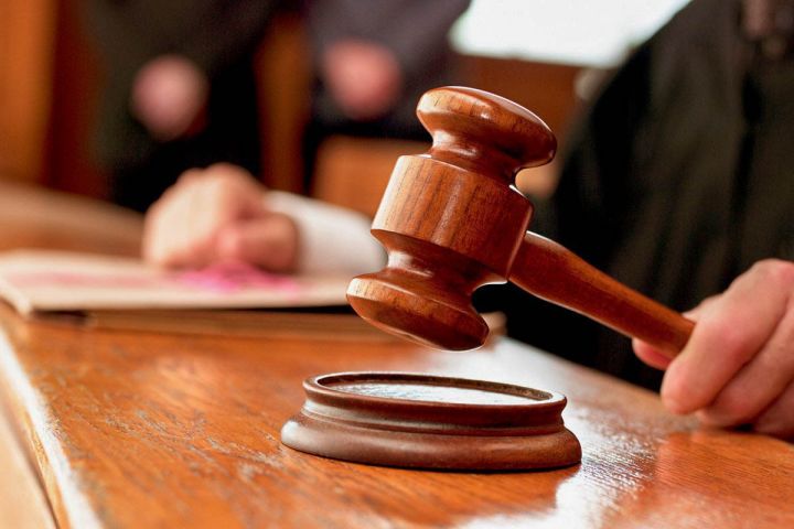 200 manata tutulan kirayə mənzili, sənədlərdə 400 manat göstərib - Yarım milyon manatlıq dələduzluqda ittiham olunur
