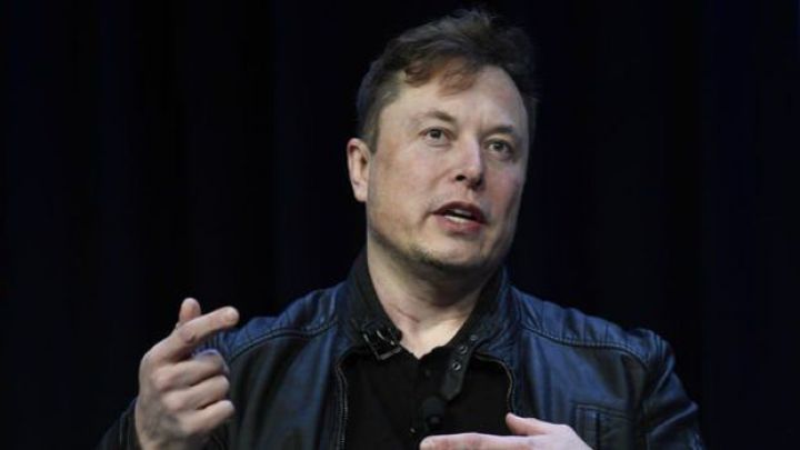 Mask 6,9 milyard dollar dəyərində Tesla səhmlərini satıb