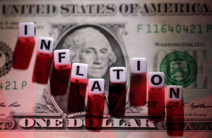 Dollar dünya birjalarında kəskin bahalaşır