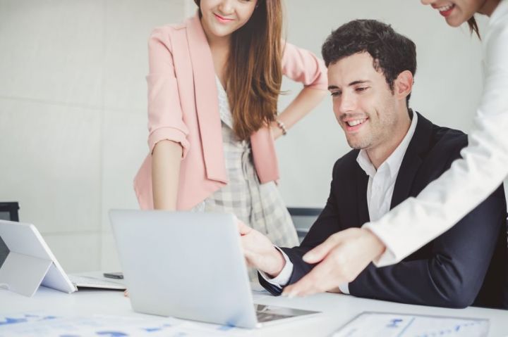 Marketləri olan şirkətə Ticari marketinq mütəxəssisi tələb olunur