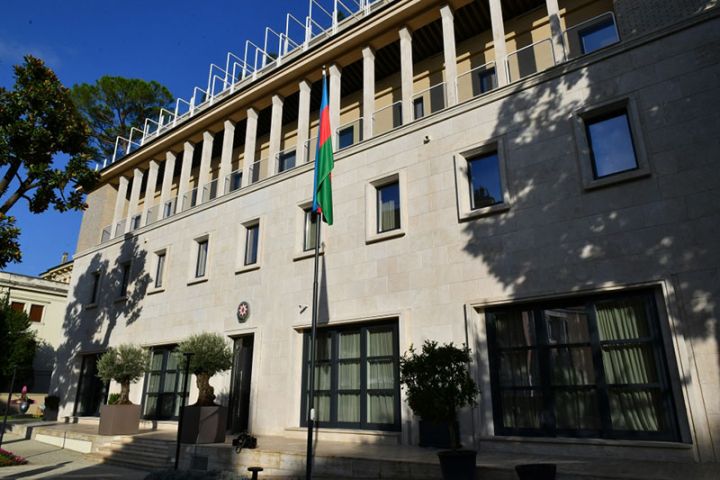 İlham Əliyev Romada açılışda iştirak edib