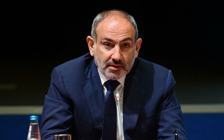 Nikol Paşinyan Fransaya gedir