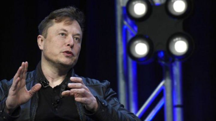 İlon Mask ilk dəfə "Forbes 400" siyahısında 1-ci yeri tutub