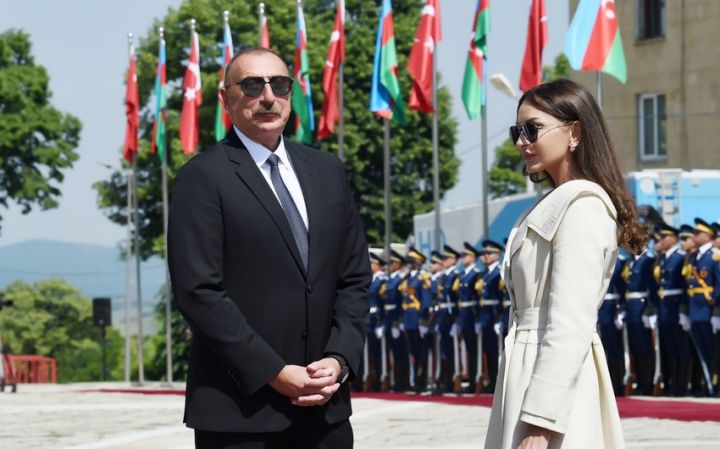 Prezident və birinci xanım Şuşaya səfər ediblər
