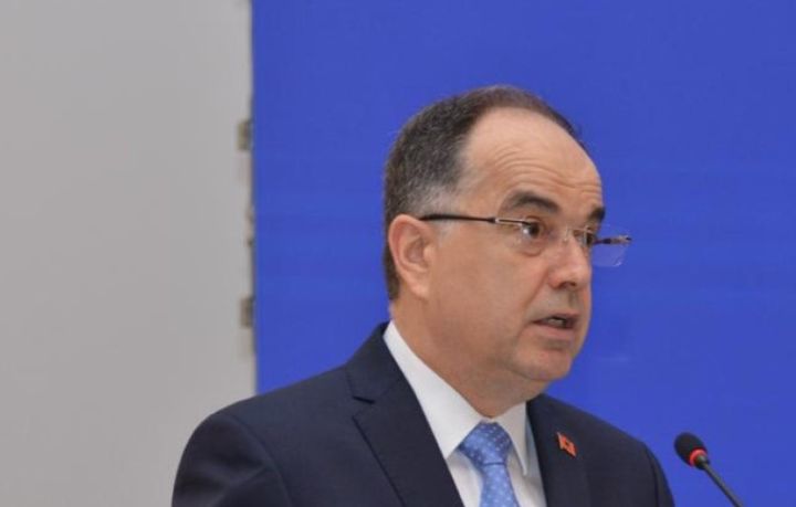 Albaniya Prezidenti qaz üçün Azərbaycana gəlir - rəsmi səfərə yola düşüb