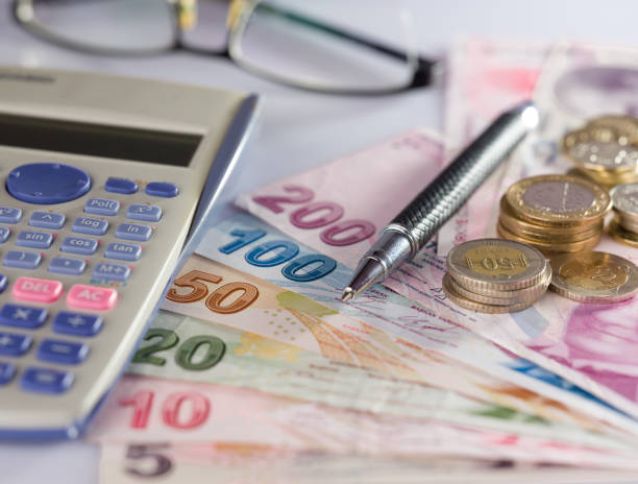 Rəsmi məzənnələr açıqlandı
