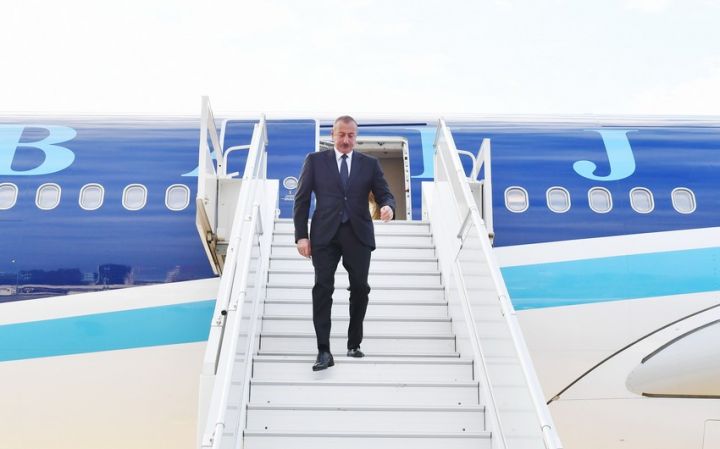 İlham Əliyev Tacikistanada səfərdədir