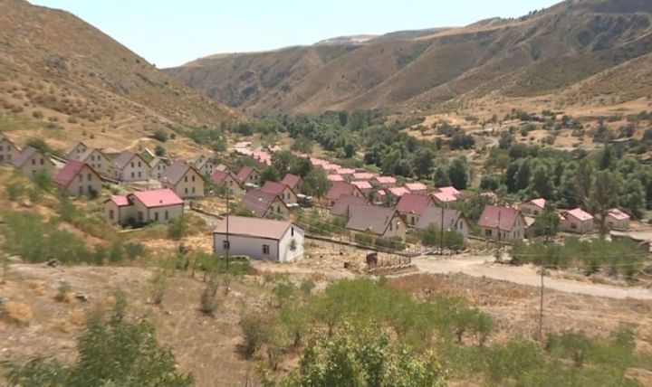 Bu ilin sentyabrına qədər Zabux kəndi zabuxluların sərəncamına veriləcək