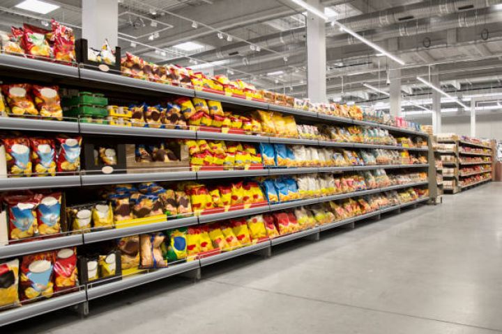 "Marketlər şirkətlər ilə istədikləri kimi davranır, istənilən vaxt onları şəbəkədən çıxara bilirlər"