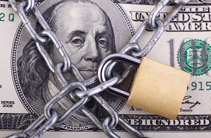 Dolların sabaha olan rəsmi məzənnəsi müəyyən olunub