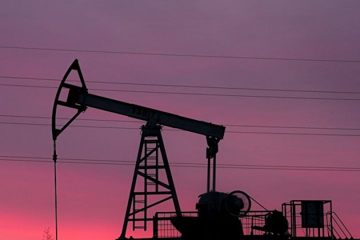 EIA Azərbaycanda gündəlik neft hasilatı üzrə proqnozunu açıqlayıb