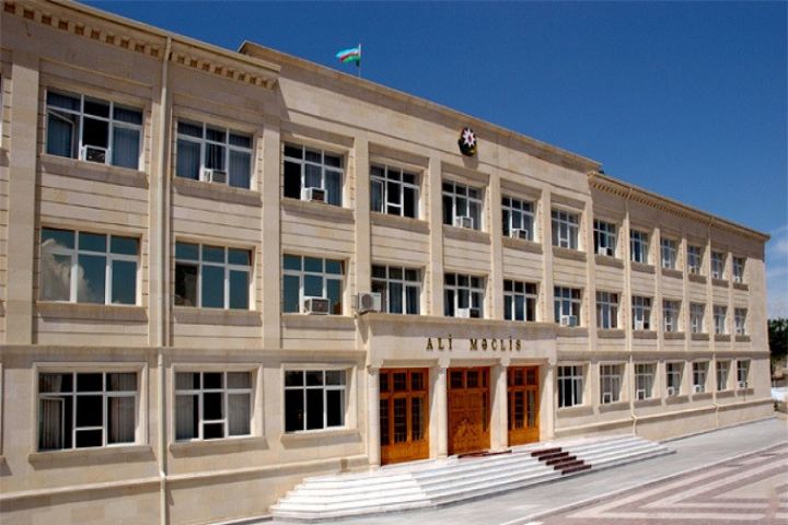 Naxçıvan Ali Məclisinin şöbə müdirləri işdən azad edilib