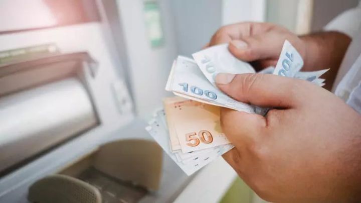 Türkiyədə 2025-ci ildə minimum aylıq əməkhaqqı 1100 manata yaxın olacaq