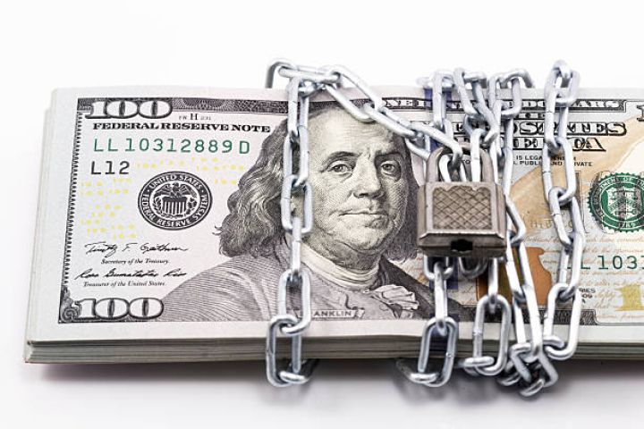 Dolların 1 iyun üçün rəsmi məzənnəsi müəyyən olunub
