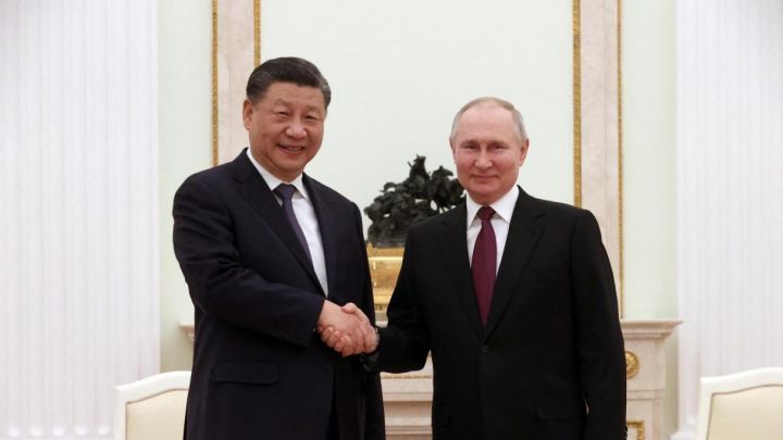 Putin və Si Cinpin birgə və etibarlı maliyyə infrastrukturunun yaradılmasının vacibliyini vurğulayıblar
