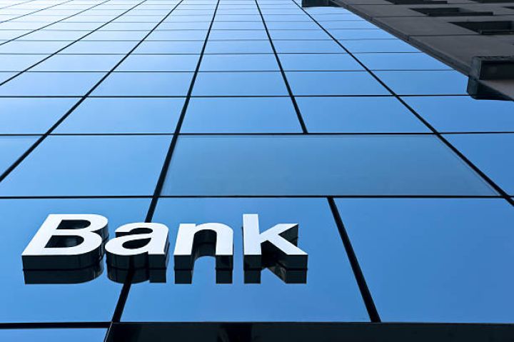 5-ci böyük bank qazancını bölüşdürməyə hazırlaşır
