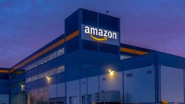 Amazon-un satışı və mənfəəti artıb