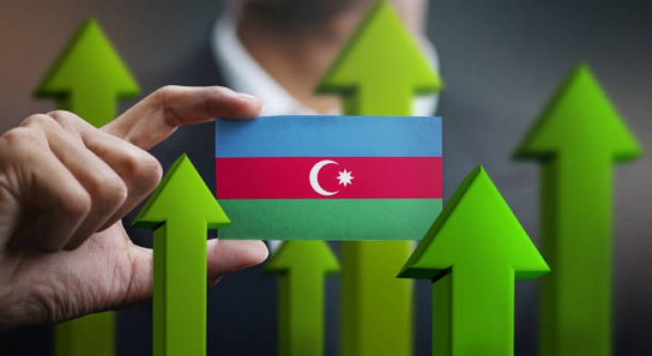 Azərbaycanda iqtisadi artım cüzi də olsa yenidən bərpa olunub