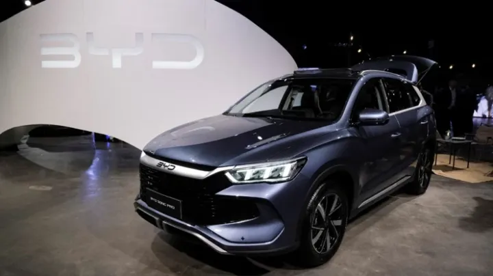 BYD-nin satışları azalır, səhminin qiyməti son 9 ayın ən aşağı səviyyəsinə düşüb