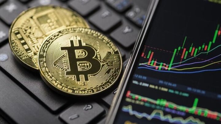 Bitcoin-in qiyməti 100 min dollardan aşağı düşüb