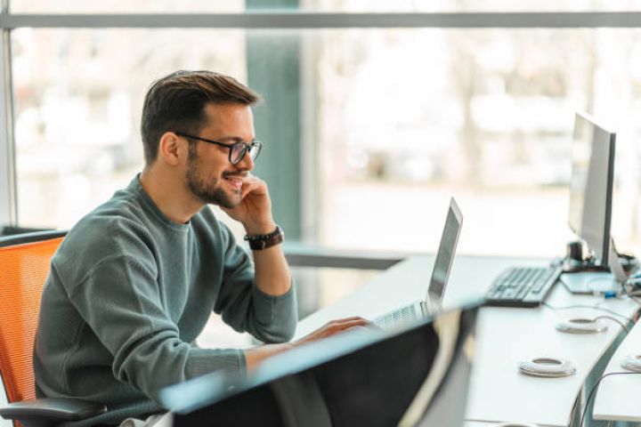 Banka Reklam və Korporativ Əlaqələr üzrə Menecer tələb olunur