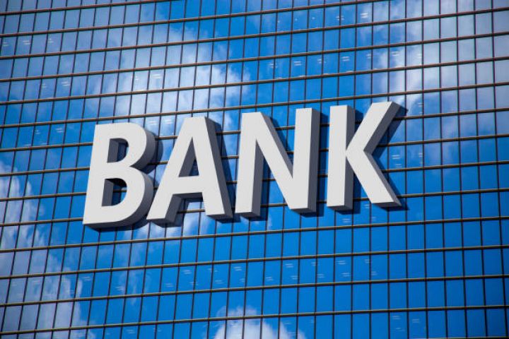 Azərbaycan bankları xarici ödəniş əməliyyatları üzrə vergidən azad olunub - EKSKLÜZİV